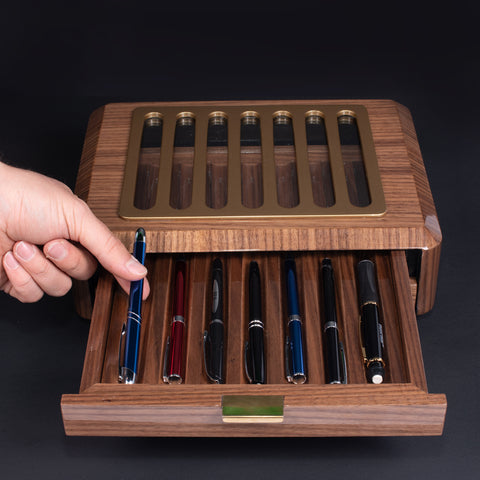 Premium Pen Display
